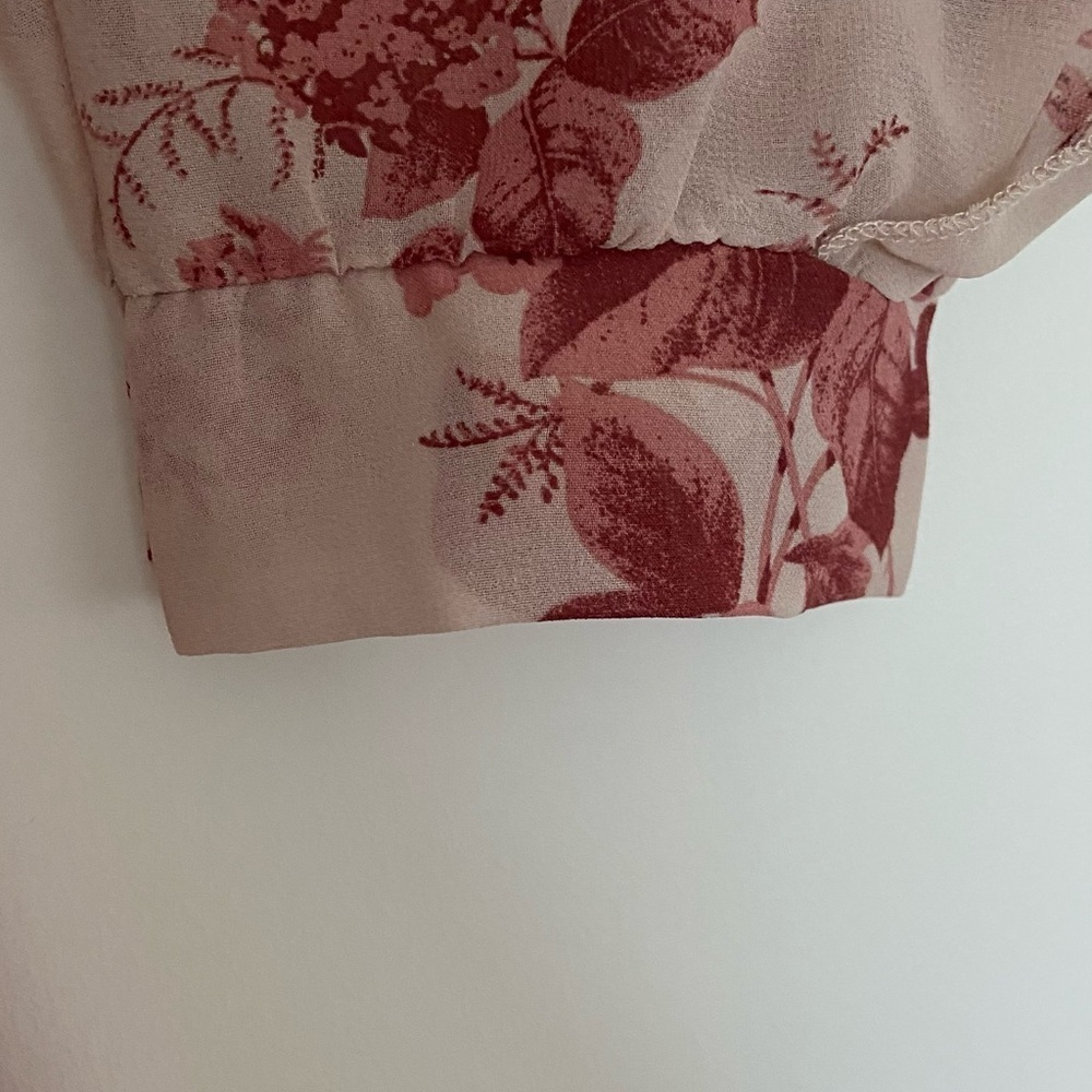 💕2 FOR $10 ☀️💕 Floral pattern ruffled pink and beige dress - Picture 5 of 14